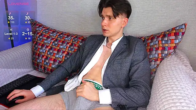 maxboy4 online show from 03-07-25, 01:07