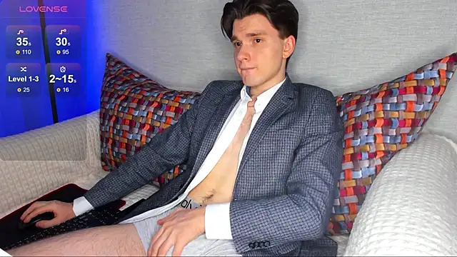 maxboy4 online show from 03-01-25, 04:37