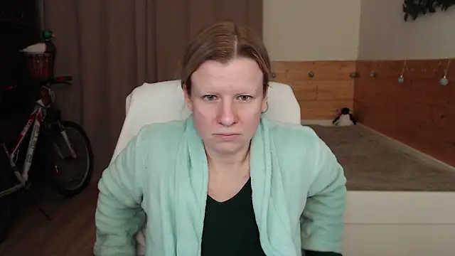 Snapshot of Exponent_5 chatting on 12-03-24, 05:28 Exponent 5 online show from 12-03-24, 05:28