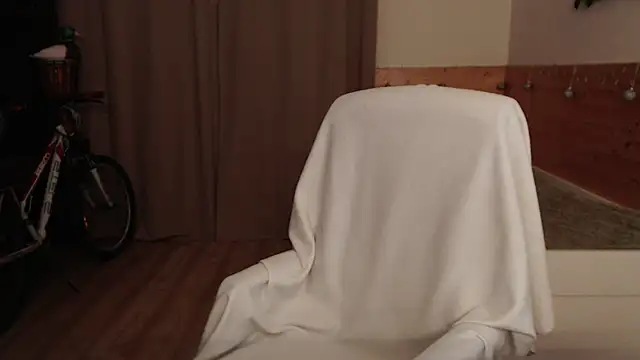 Snapshot of Exponent_5 chatting on 12-04-24, 06:33 Exponent 5 online show from 12-04-24, 06:33