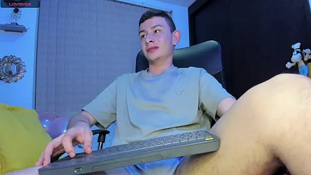 Christ Miller3 online show from 02-16-25, 05:04