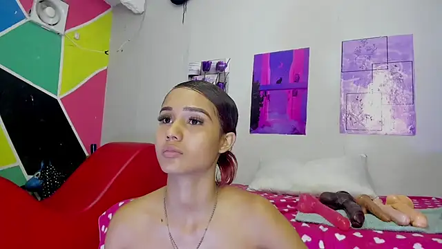 Snapshot of MarianaManzur chatting on 03-02-25, 11:28 MarianaManzur online show from 03-02-25, 11:28