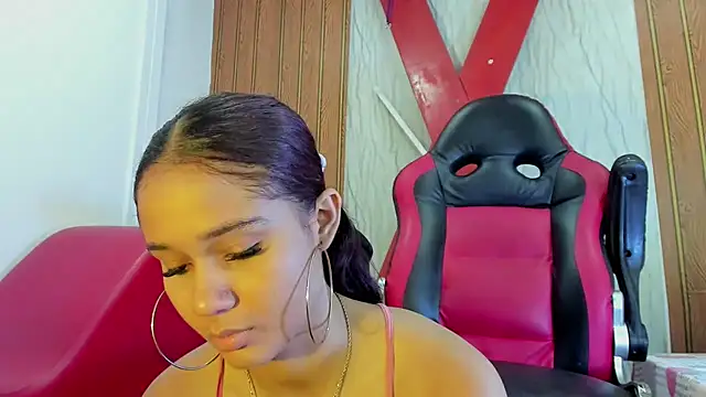 MarianaManzur online show from 02-28-26, 05:01