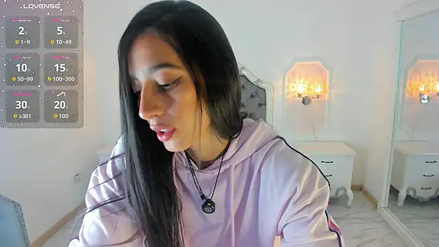 Valentina Ross  online show from 05-09-26, 11:35