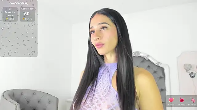 Snapshot of Valentina_Ross_ chatting on 07-10-26, 12:38 Valentina Ross online show from 07-10-26, 12:38