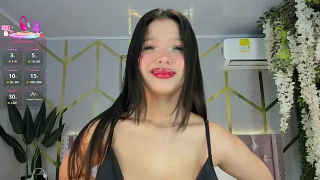 Snapshot of candy_beck chatting on 03-19-25, 03:08 candy beck online show from 03-19-25, 03:08