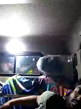 Snapshot of Driver-naru chatting on 03-21-25, 08:08 Driver-naru online show from 03-21-25, 08:08