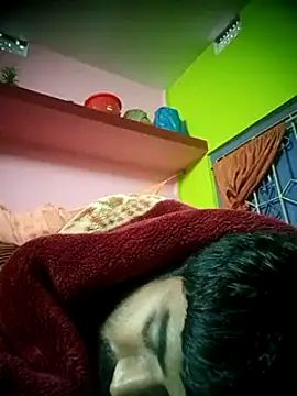 Snapshot of Driver-naru chatting on 01-28-25, 02:43 Driver-naru online show from 01-28-25, 02:43