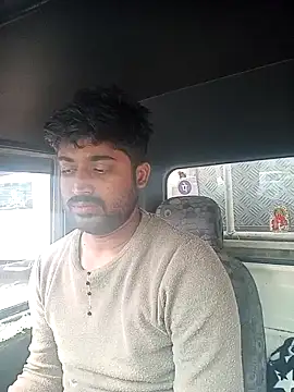 Snapshot of Driver-naru chatting on 01-30-25, 04:48 Driver-naru online show from 01-30-25, 04:48