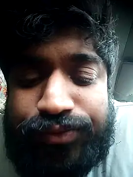 Snapshot of Driver-naru chatting on 03-04-25, 08:24 Driver-naru online show from 03-04-25, 08:24