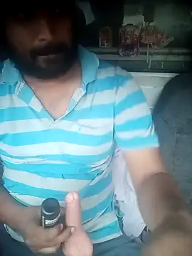 Snapshot of Driver-naru chatting on 02-28-25, 11:14 Driver-naru online show from 02-28-25, 11:14