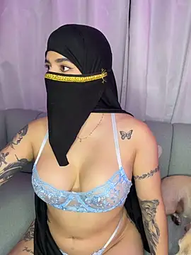 nurbanu hatem online show from 11-15-25, 03:32