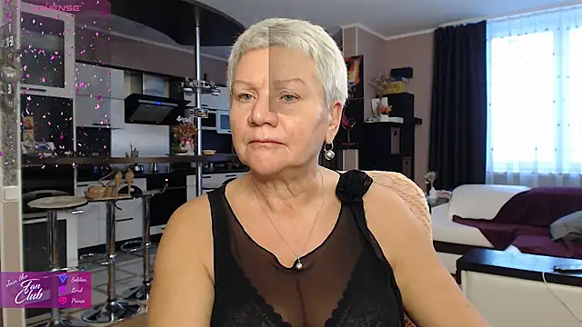 Snapshot of roxana_brooks chatting on 02-19-26, 02:47 roxana brooks online show from 02-19-26, 02:47