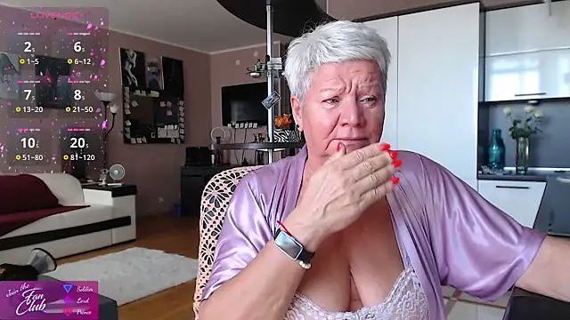 roxana brooks online show from 07-18-26, 06:11