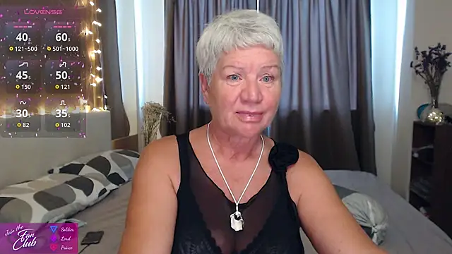 roxana brooks online show from 06-06-26, 12:05