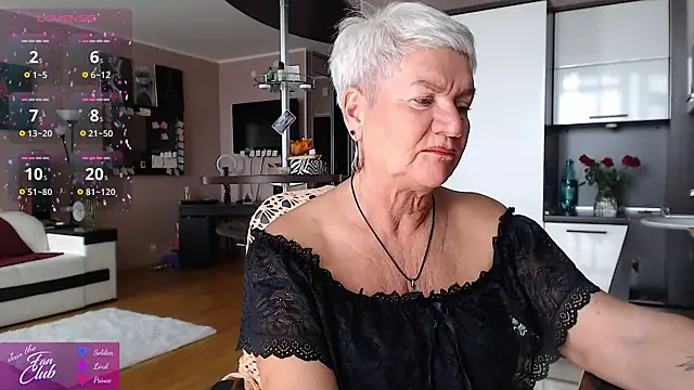 roxana brooks online show from 07-10-26, 08:25