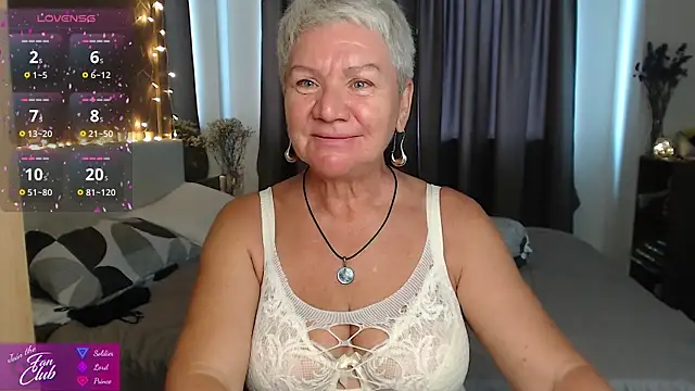roxana brooks online show from 05-12-26, 02:52