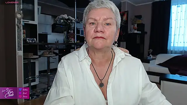 Snapshot of roxana_brooks chatting on 02-26-26, 02:50 roxana brooks online show from 02-26-26, 02:50