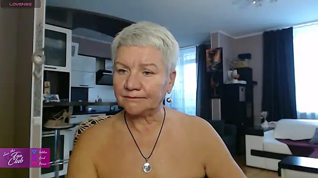 Snapshot of roxana_brooks chatting on 02-12-26, 02:06 roxana brooks online show from 02-12-26, 02:06