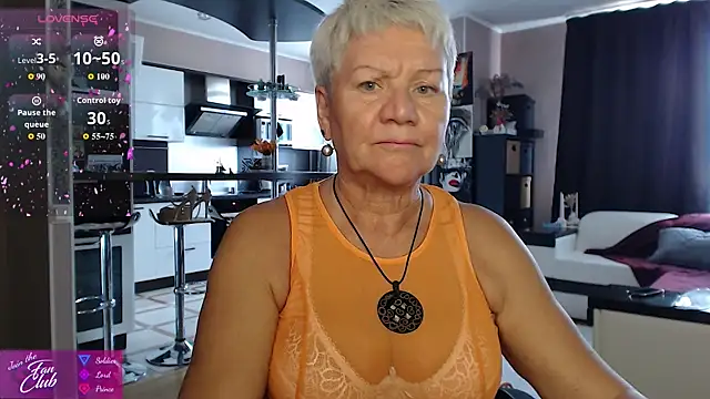 roxana brooks online show from 06-19-26, 02:45