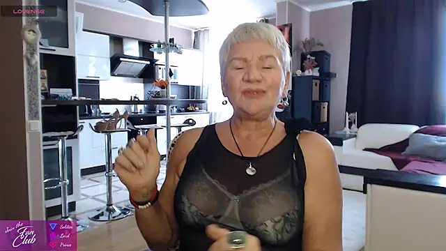 roxana brooks online show from 06-20-26, 01:27