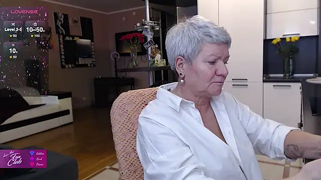 roxana brooks online show from 11-10-25, 01:27