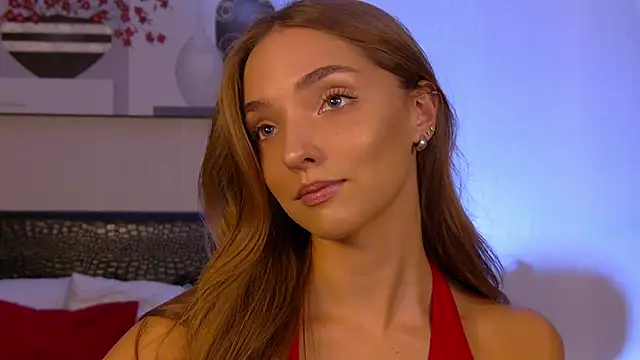 VirginieCruz online show from 10-13-25, 07:26