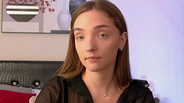 VirginieCruz online show from 03-13-25, 11:30