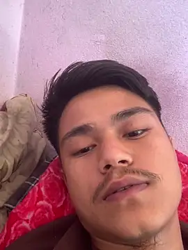 Snapshot of Hullax chatting on 11-09-25, 05:00 Hullax online show from 11-09-25, 05:00