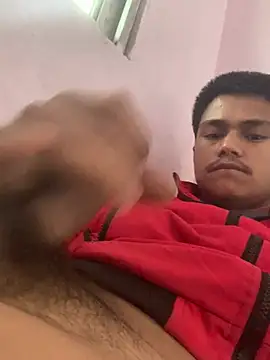 Snapshot of Hullax chatting on 02-08-26, 03:04 Hullax online show from 02-08-26, 03:04