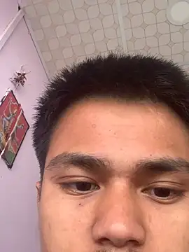 Snapshot of Hullax chatting on 02-07-26, 03:36 Hullax online show from 02-07-26, 03:36