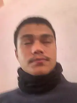 Snapshot of Hullax chatting on 01-14-26, 02:59 Hullax online show from 01-14-26, 02:59