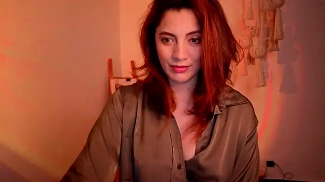 Snapshot of Mala_Bad chatting on 05-13-26, 03:08 Mala Bad online show from 05-13-26, 03:08