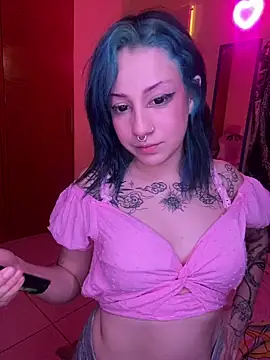 Snapshot of Lucygothic chatting on 03-15-25, 09:27 Lucygothic online show from 03-15-25, 09:27