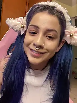Snapshot of Lucygothic chatting on 01-24-25, 01:03 Lucygothic online show from 01-24-25, 01:03
