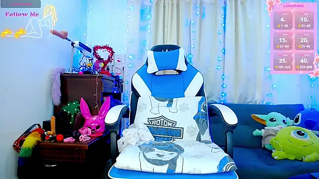 Aleexx    online show from 09-27-25, 12:00