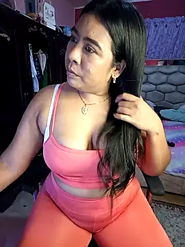 Snapshot of patty_bersh chatting on 03-16-25, 12:01 patty bersh online show from 03-16-25, 12:01