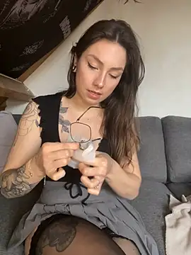 TalullaX online show from 02-20-25, 02:35