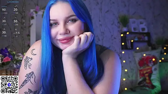 Moon Valkyrie online show from 03-11-25, 01:23