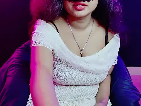 Snapshot of Exotic_Goddess chatting on 11-07-25, 12:21 Exotic Goddess online show from 11-07-25, 12:21