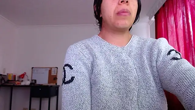Snapshot of VALERY_MEER chatting on 06-04-26, 12:32 VALERY MEER online show from 06-04-26, 12:32