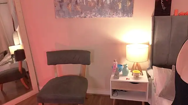 MiaFranklyn online show from 10-10-25, 01:12