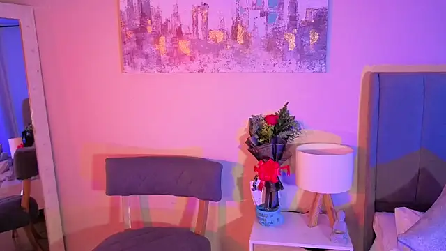 MiaFranklyn online show from 09-18-25, 03:04