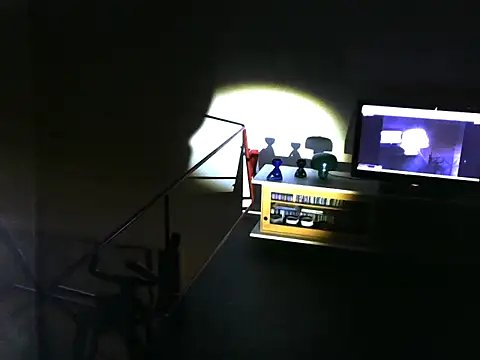 rodrigotof2000 online show from 12-22-25, 05:40