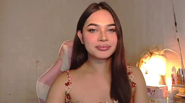 Snapshot of Ashely_Lewis chatting on 01-25-25, 12:47 Ashely Lewis online show from 01-25-25, 12:47