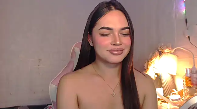 Snapshot of Ashely_Lewis chatting on 02-07-25, 03:08 Ashely Lewis online show from 02-07-25, 03:08