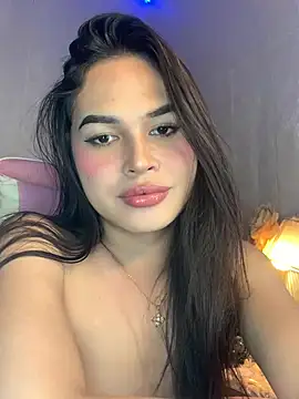 Snapshot of Ashely_Lewis chatting on 03-12-25, 05:38 Ashely Lewis online show from 03-12-25, 05:38