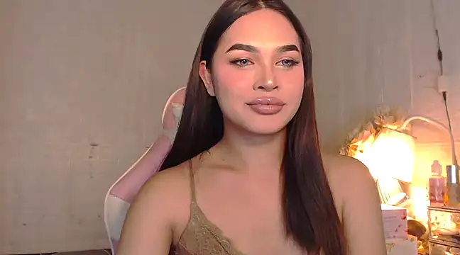 Snapshot of Ashely_Lewis chatting on 01-26-25, 10:23 Ashely Lewis online show from 01-26-25, 10:23