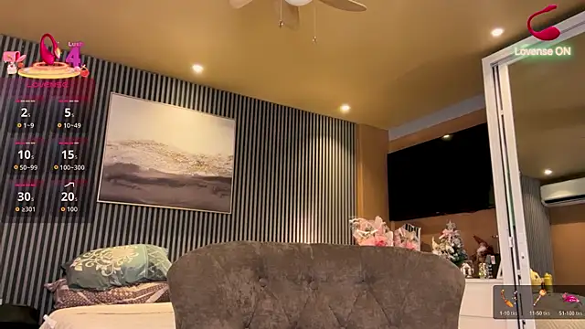 HeavenlyBlair online show from 11-27-25, 05:19