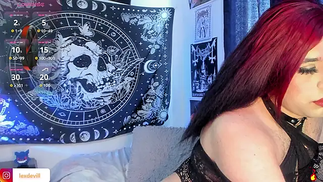 Lexxxxx  online show from 10-24-25, 08:41